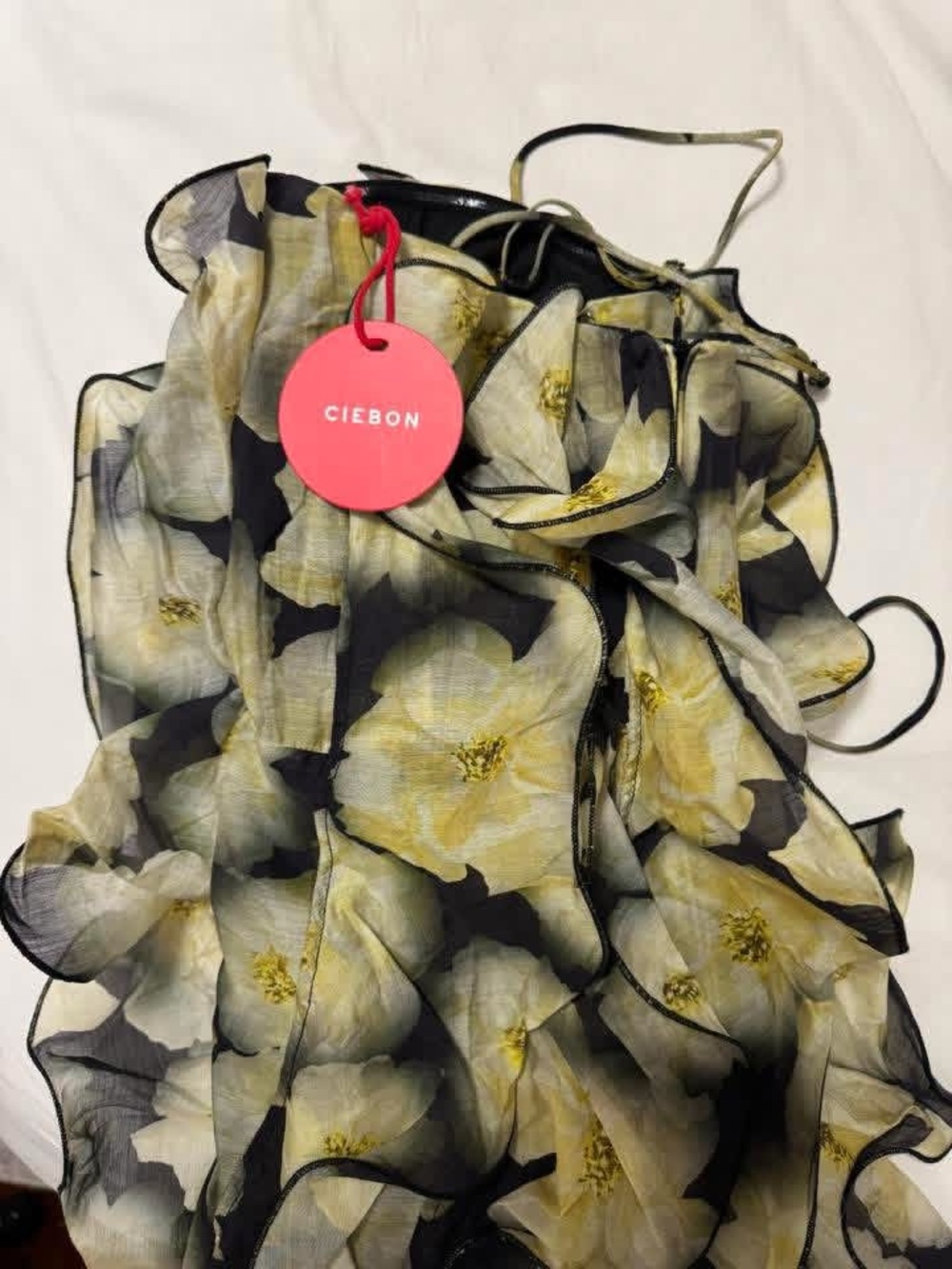 Irina Structured Ruffle Cocktail Dress - Picture 4 of 4